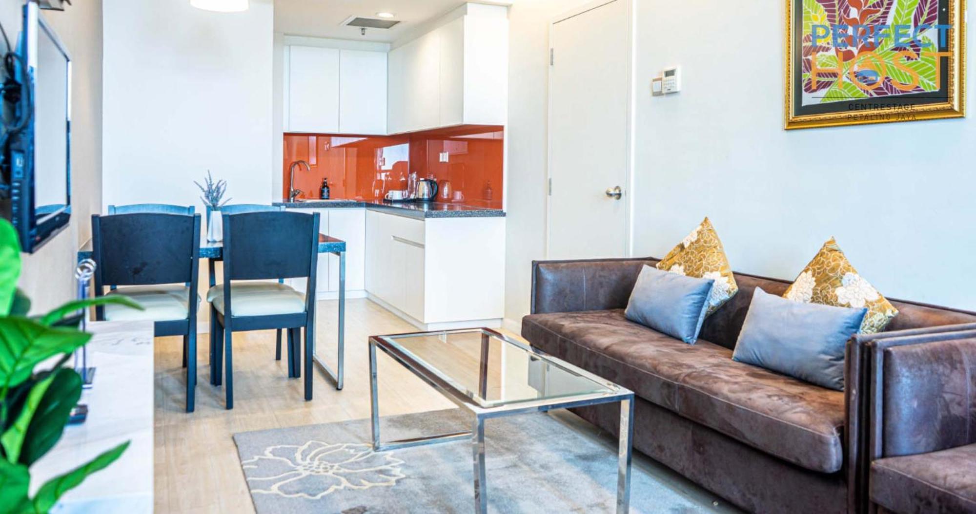 Hotel Centrestage Petaling Jaya By Perfect Host Exteriér fotografie A typical apartment at The Residence