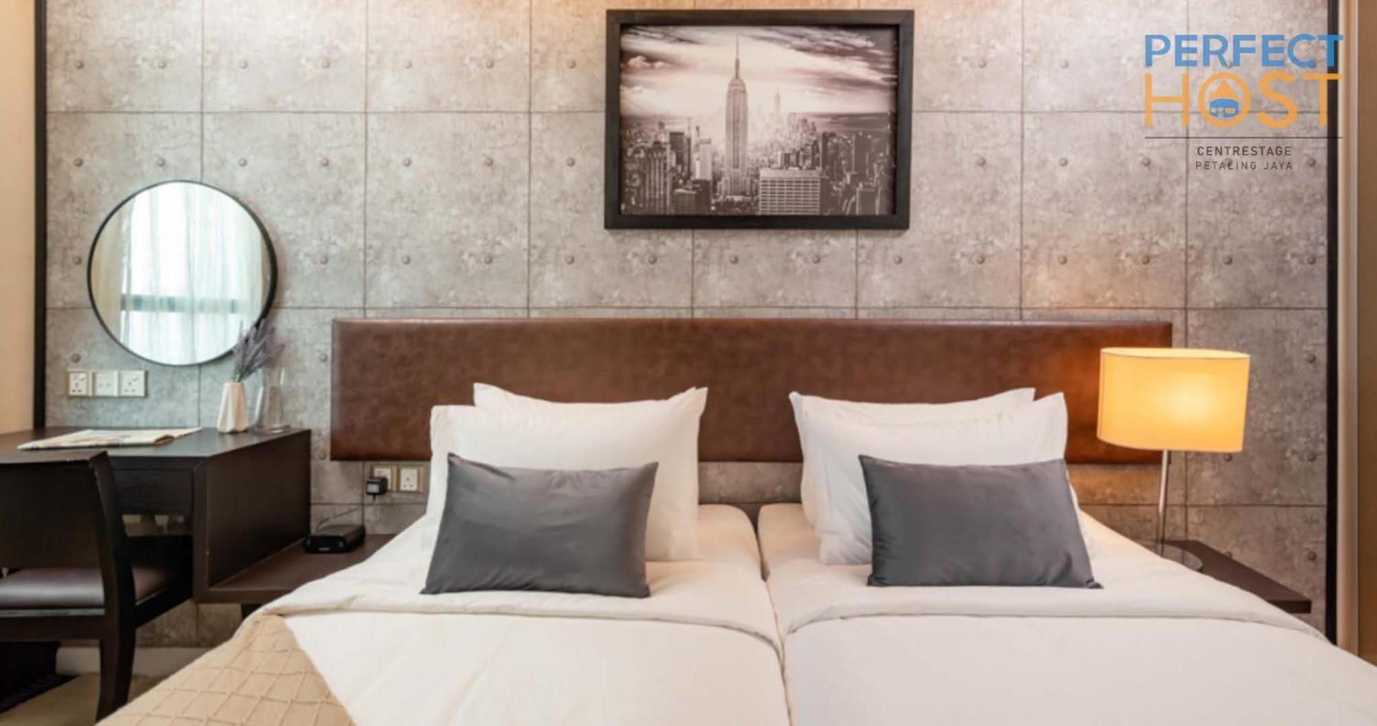 Hotel Centrestage Petaling Jaya By Perfect Host Exteriér fotografie Deluxe Room