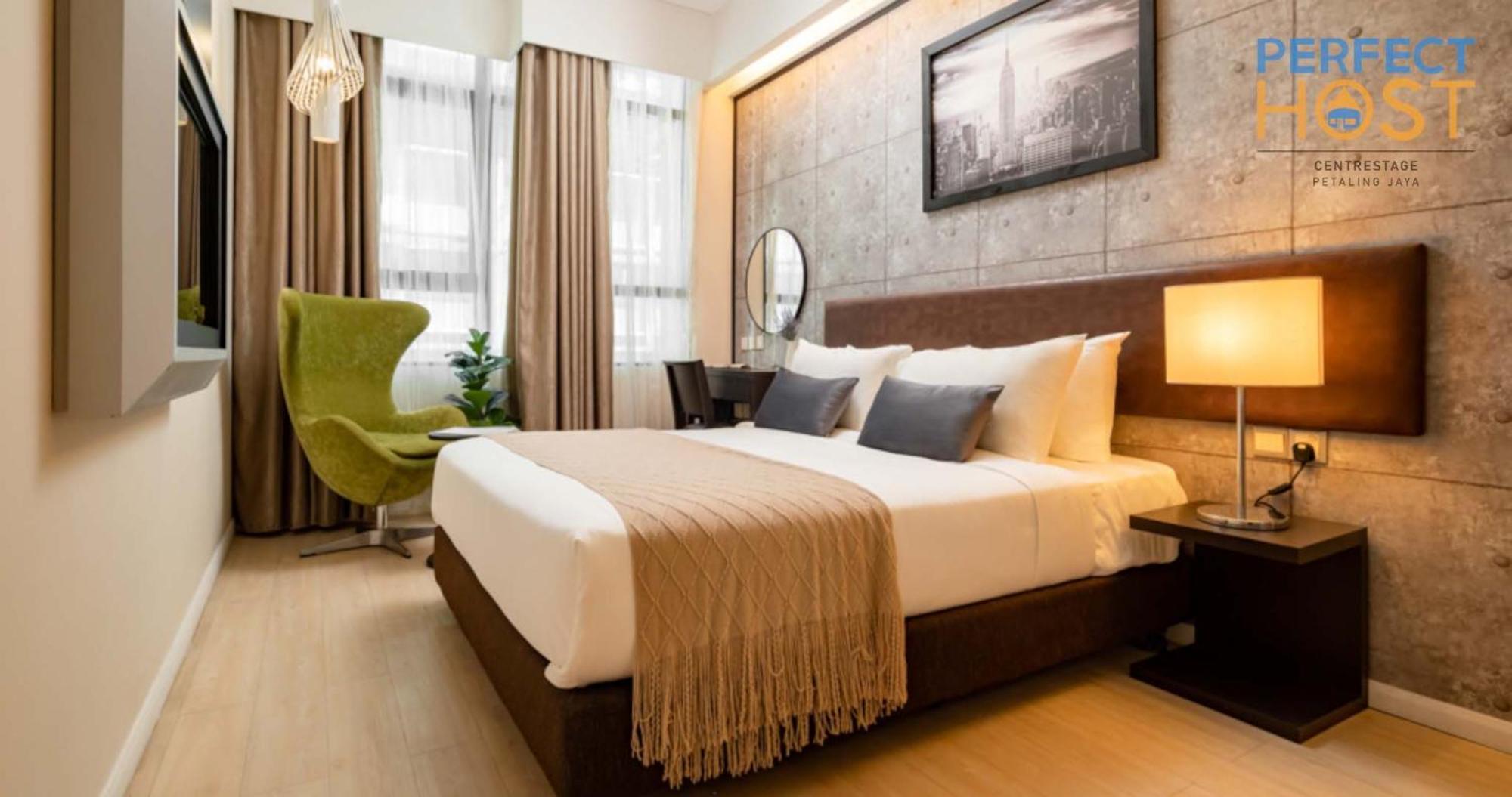 Hotel Centrestage Petaling Jaya By Perfect Host Exteriér fotografie Deluxe Room