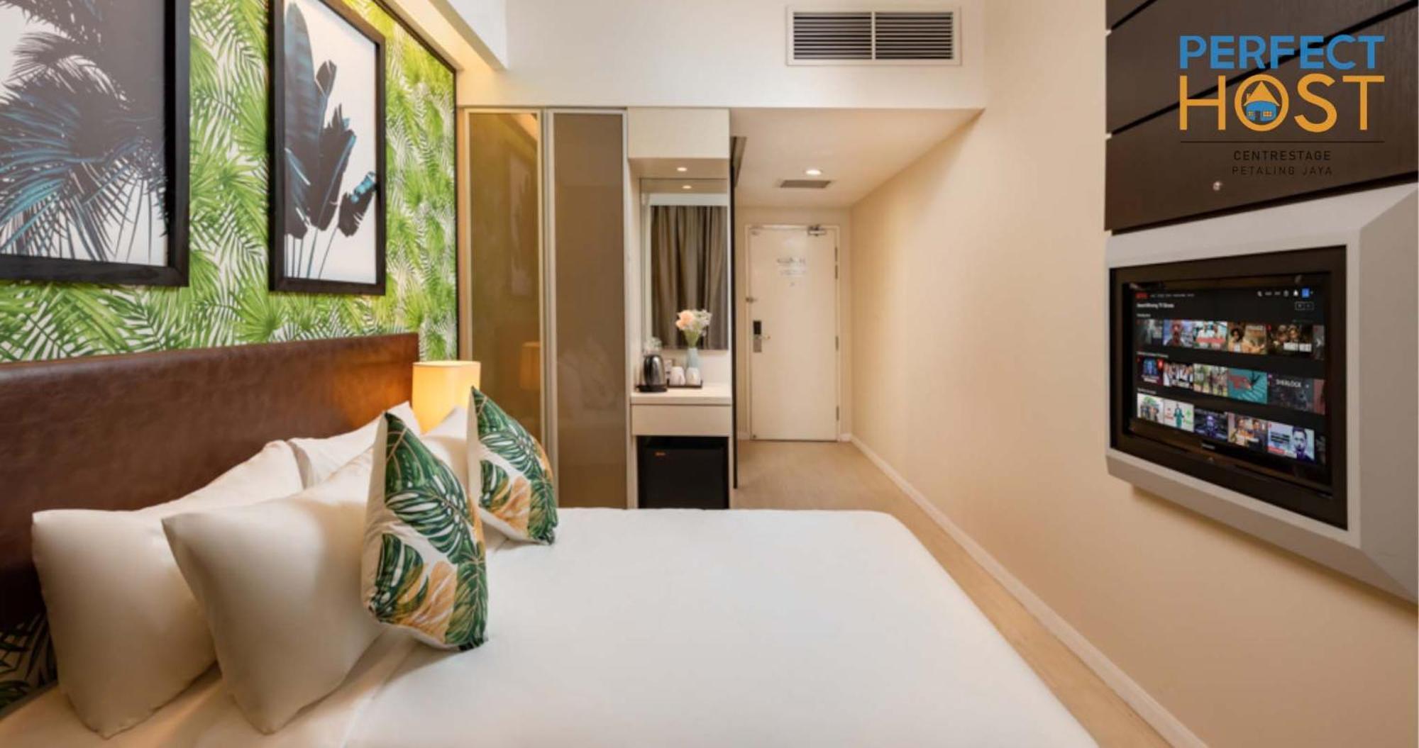 Hotel Centrestage Petaling Jaya By Perfect Host Exteriér fotografie A room at the hotel